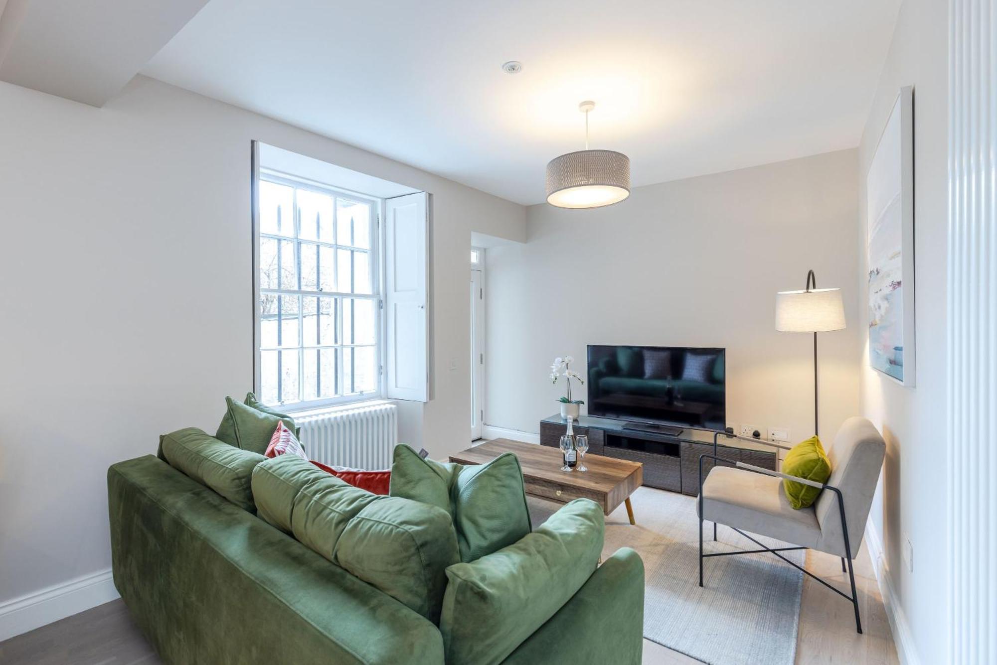 Dragon Suites - Edinburgh City Centre 2 Bed Apartment Exterior photo